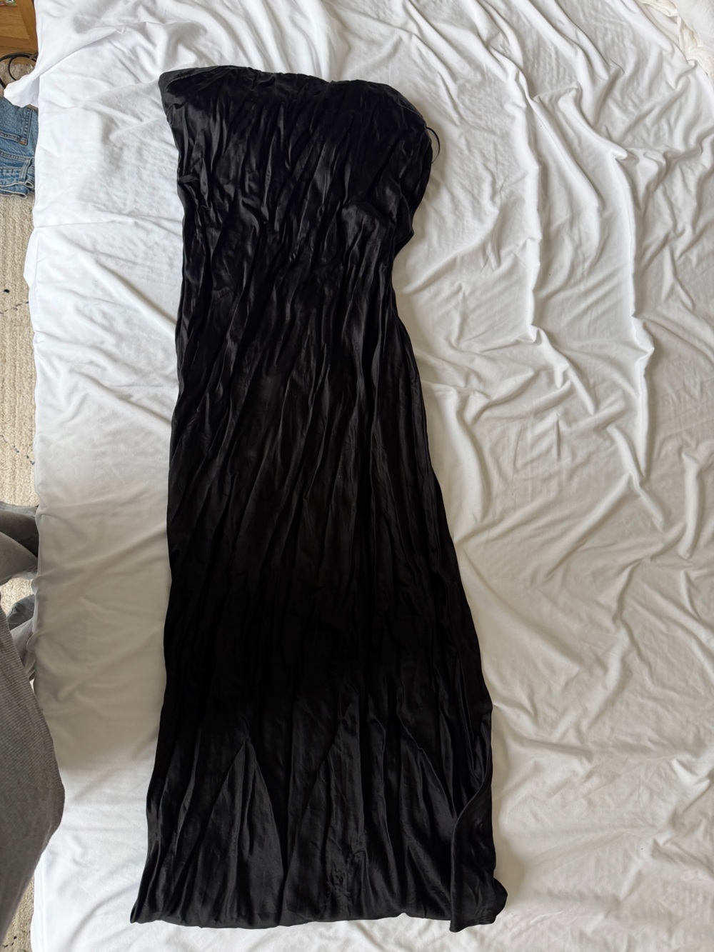 Reformation 4 satin strapless dress